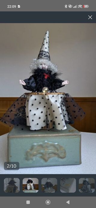 Muñeca de porcelana de la Colección Ramón Inglés · 4