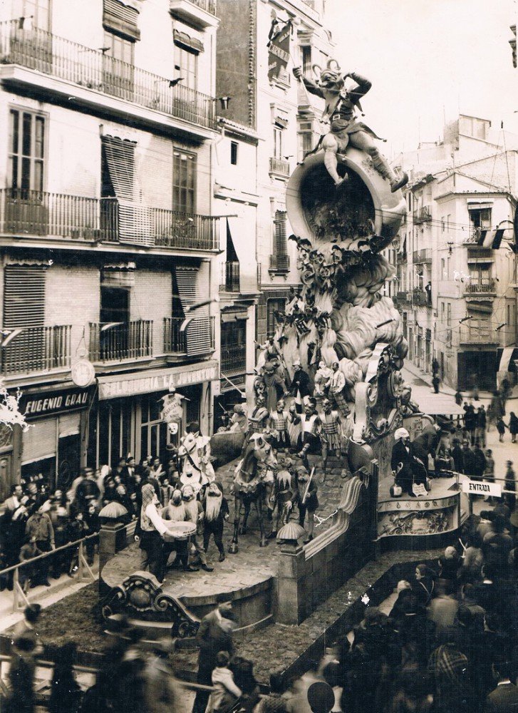 Falla Plaça Sant Jaume in 1944 · Solaz Heritage